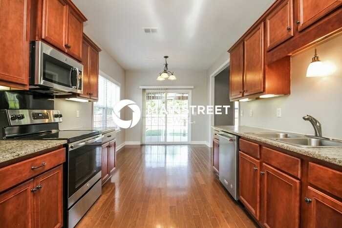 109 Durham Ct - Photo 6 of 17