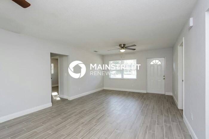 375 Scott St - Photo 5 of 16