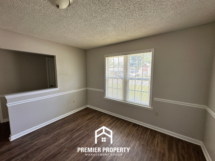 6387 Fawn Hollow Cir N - Photo 4 of 21