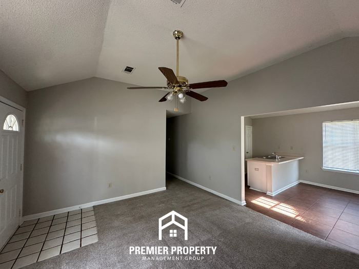 7024 Brady Hill Dr - Photo 3 of 15