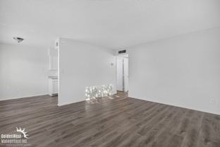 2209 W Belmont Ave #6 - Photo 1 of 1