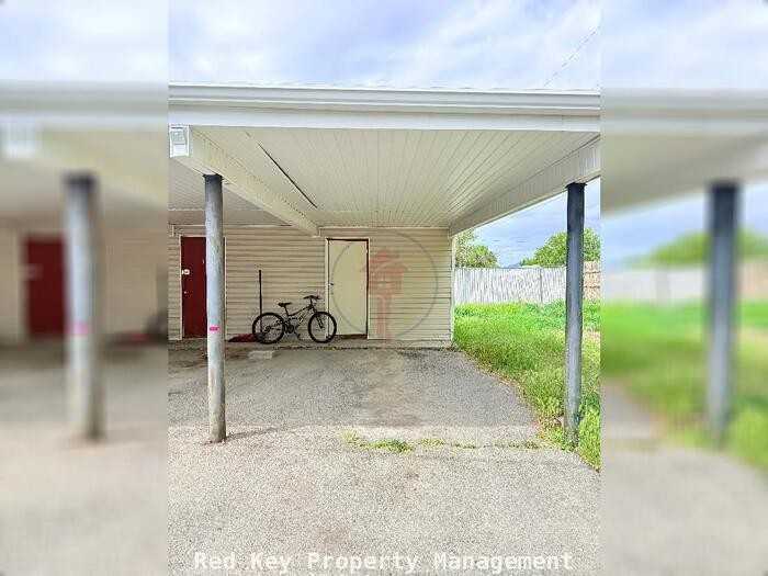 171 S Coleman St #A - Photo 2 of 4