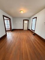 featured image of 176 Henry St