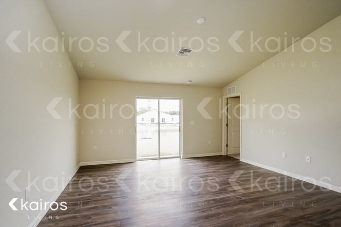 9087 Aegean Cir - Photo 2 of 18