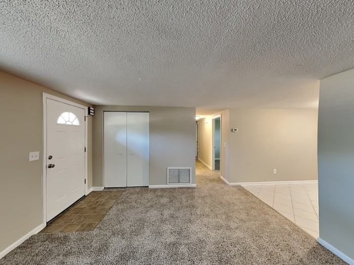 2816 Commanche Ave - Photo 7 of 18