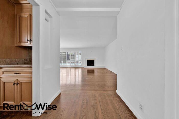612 Barneson Ave - Photo 7 of 42