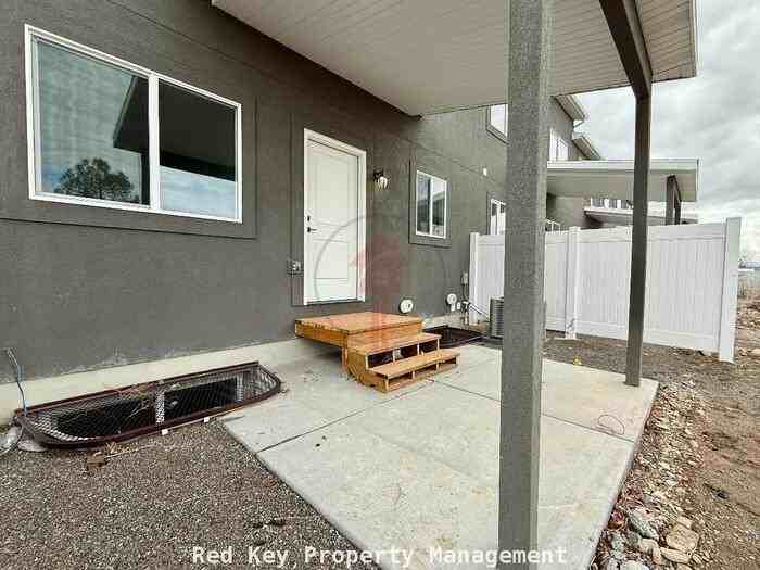 121 E 730 N #A - Photo 2 of 2