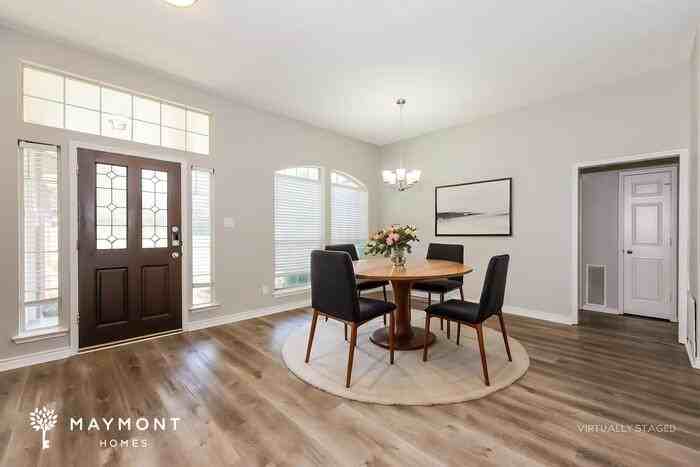 819 Crooked Creek Ln - Photo 7 of 15