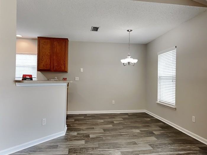6463 Silk Leaf Ln - Photo 6 of 21