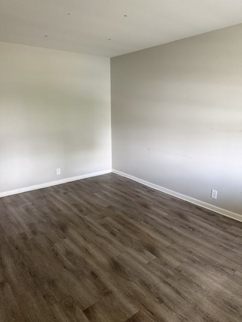 3912 Nevada Ave #C - Photo 3 of 8