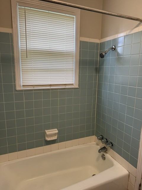 3912 Nevada Ave #C - Photo 7 of 8