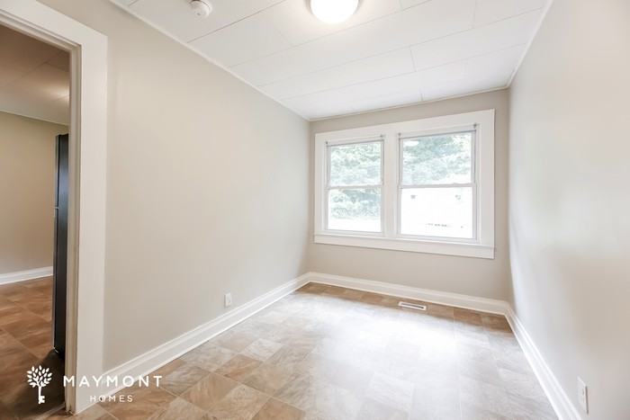 407 Clemson St - Photo 6 of 14