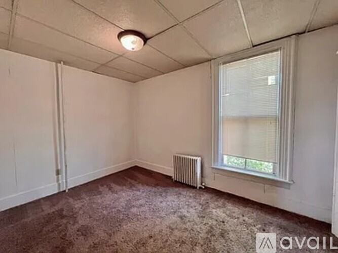 315 E Maple St #3 - Photo 7 of 12
