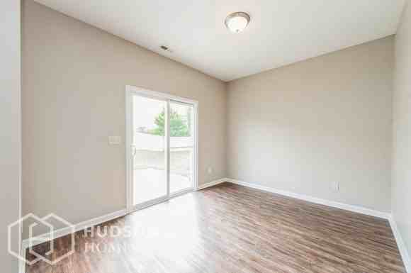 1014 Yellow Bee Rd - Photo 7 of 20
