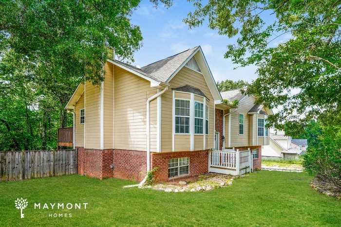 7514 Ashton Pl - Photo 2 of 3