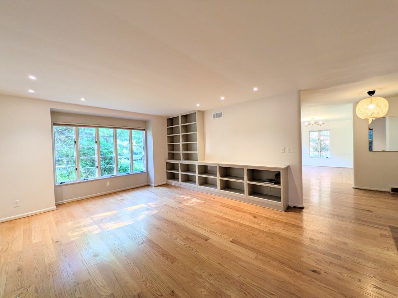5600 Aylesboro Ave #NA - Photo 6 of 21