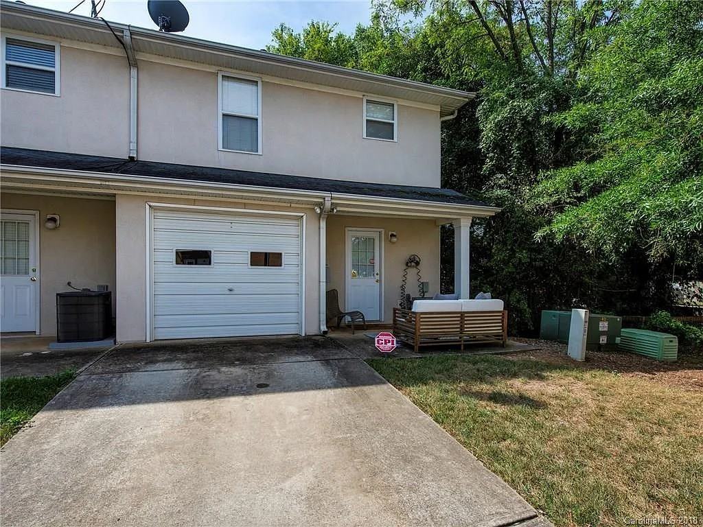 520 Patterson St - Photo 7 of 14