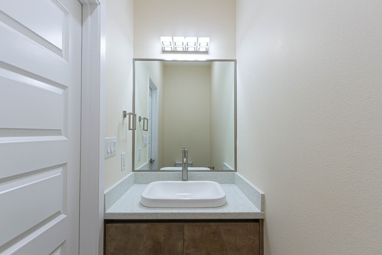2717 Harmony St #NA - Photo 4 of 9