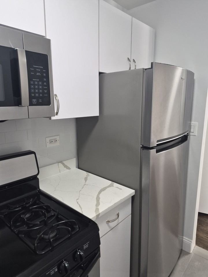W 149th St #32 - Photo 2 of 17