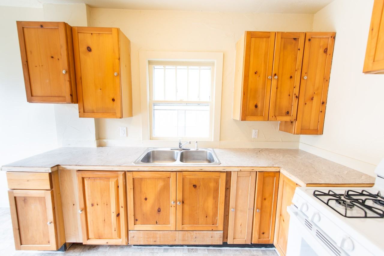 2280 26th St Sw #NA - Photo 5 of 12