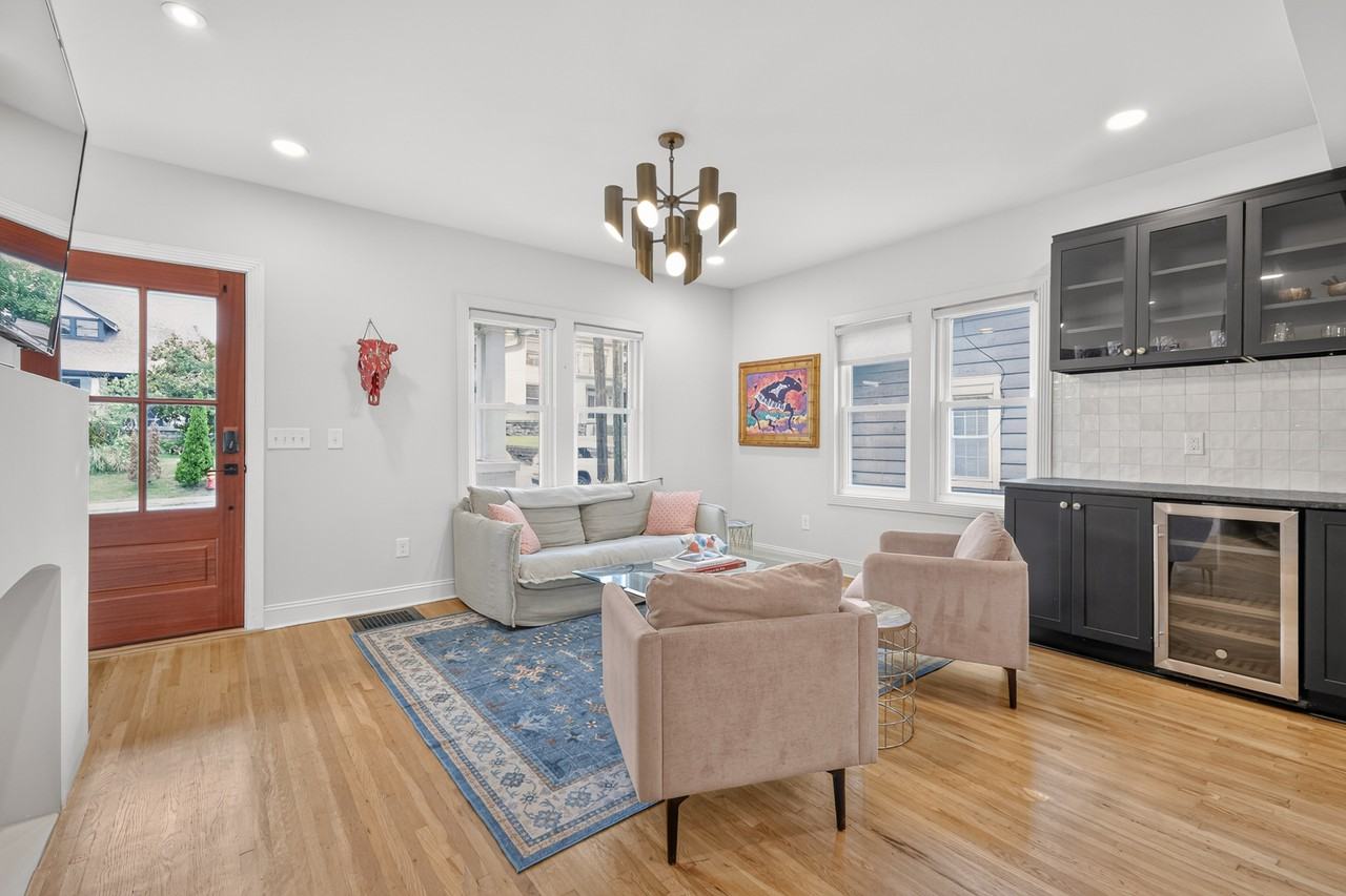 2127 Blair Blvd #A - Photo 4 of 30
