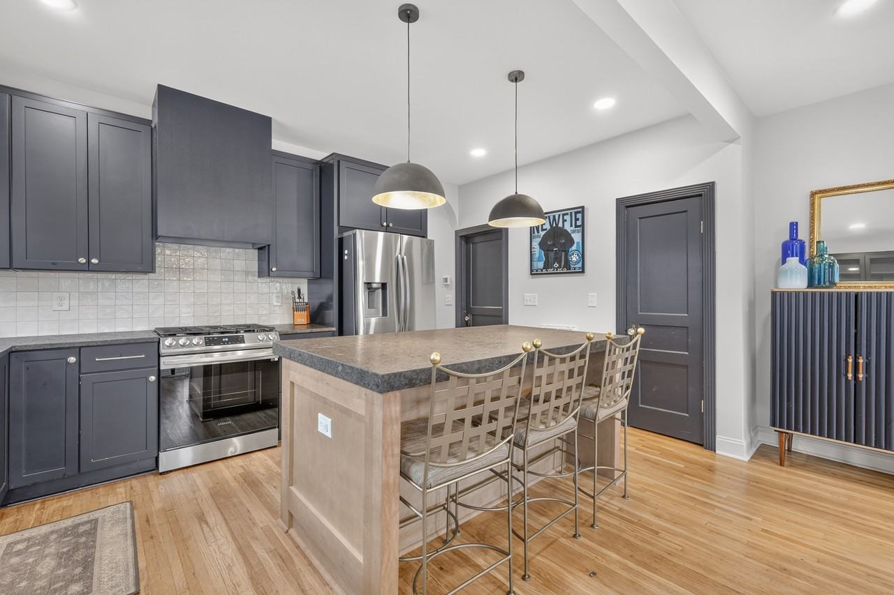 2127 Blair Blvd #A - Photo 5 of 30
