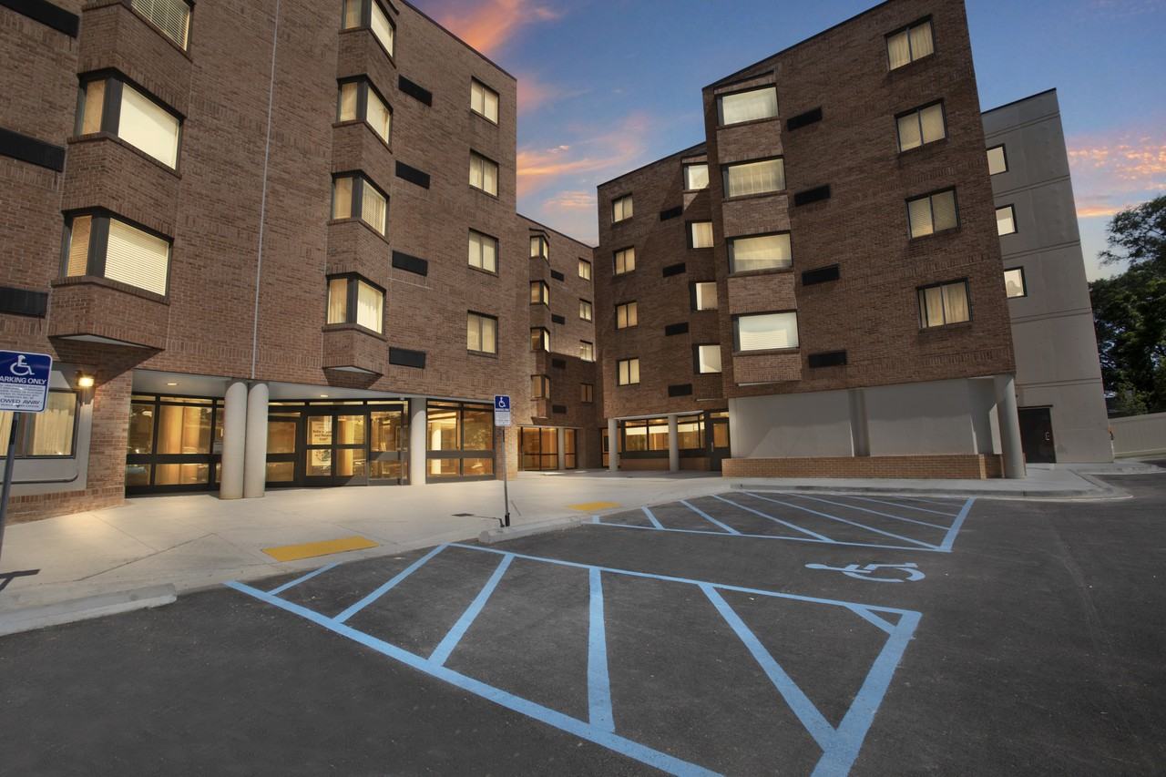 848 Lakeland Dr #227 - Photo 2 of 15