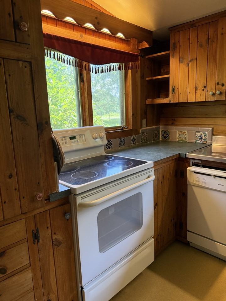 98 Cottage Ln #NA - Photo 5 of 8