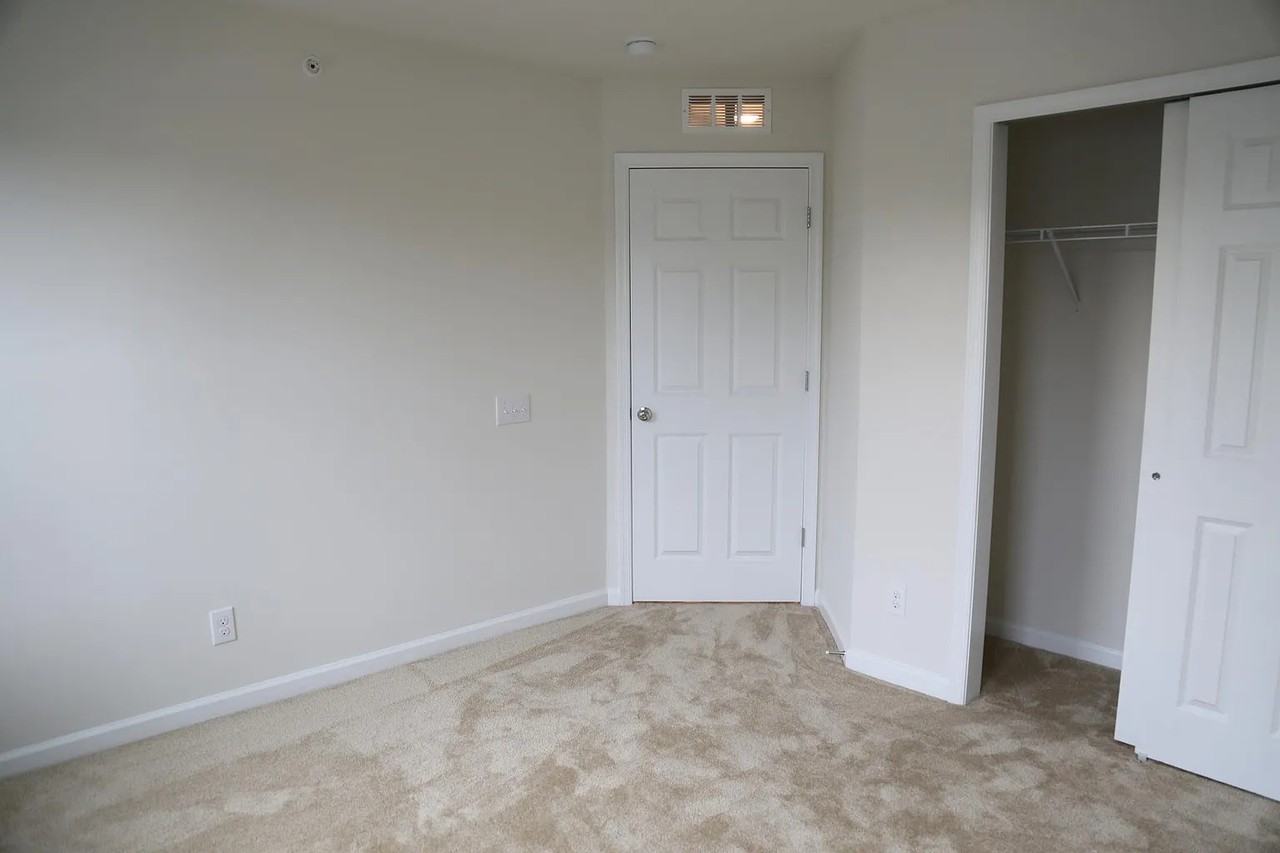 20 Maxwell Ln #20 - Photo 5 of 17