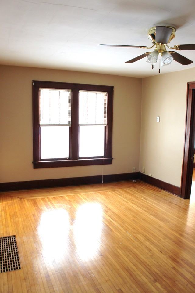 411 E Mill St #1 - Photo 4 of 23