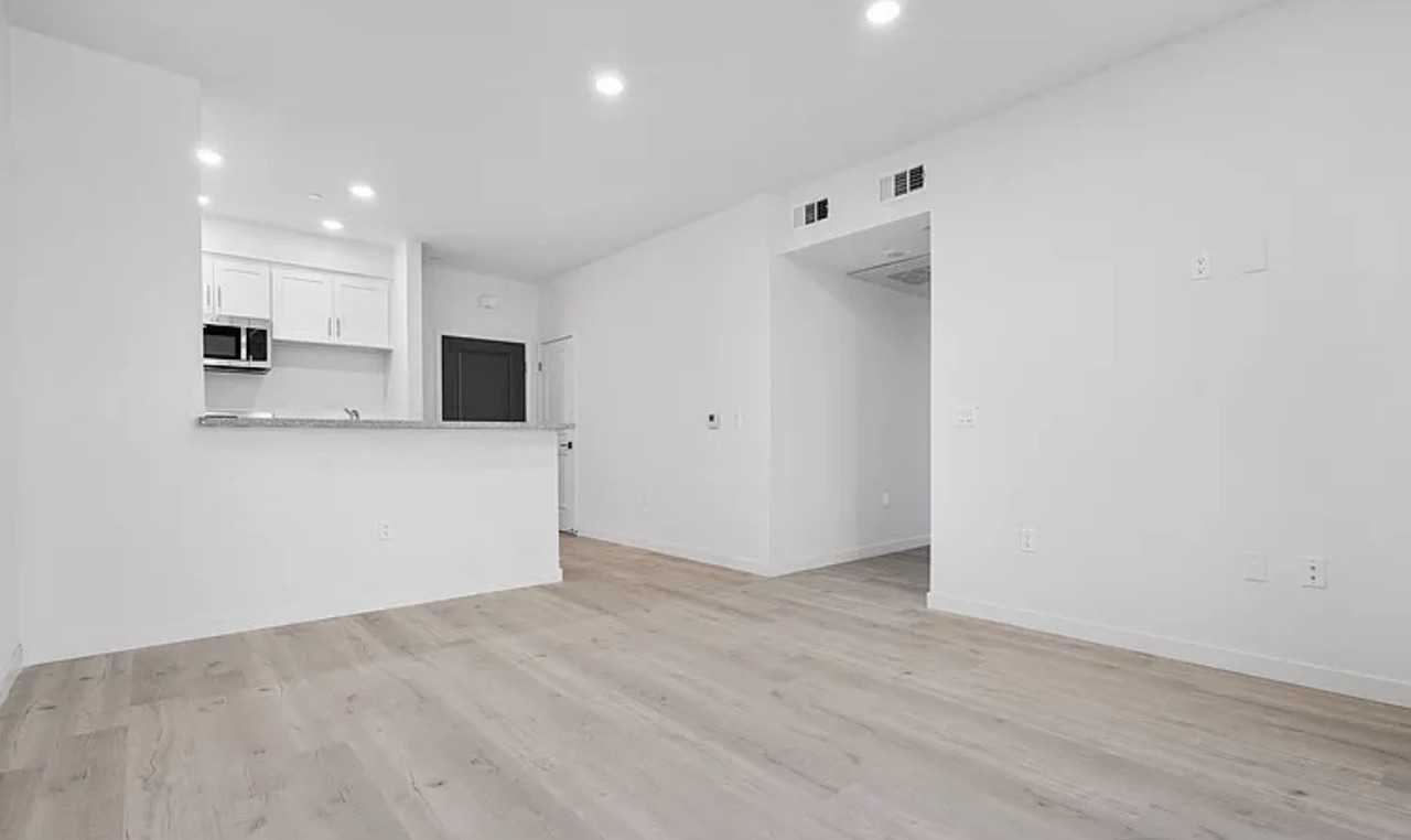8444 Columbus Ave #102 - Photo 6 of 17