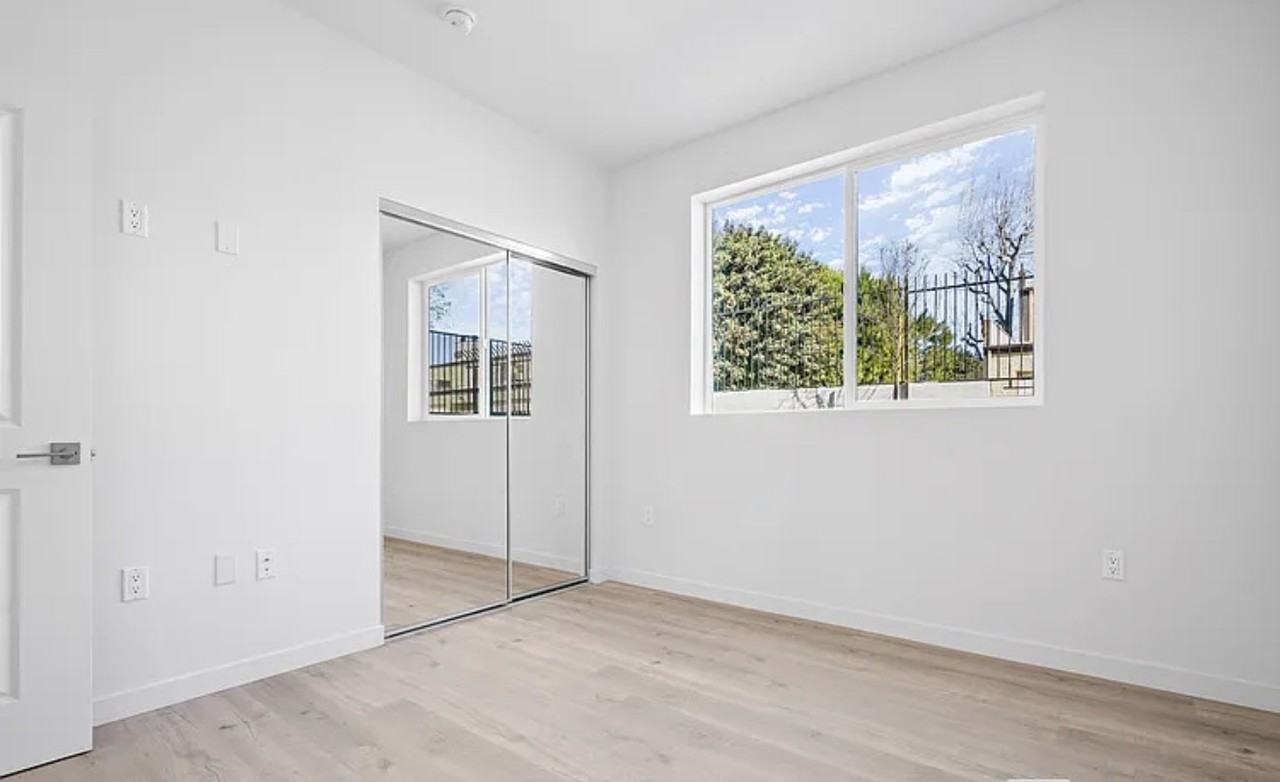 8444 Columbus Ave #102 - Photo 7 of 17