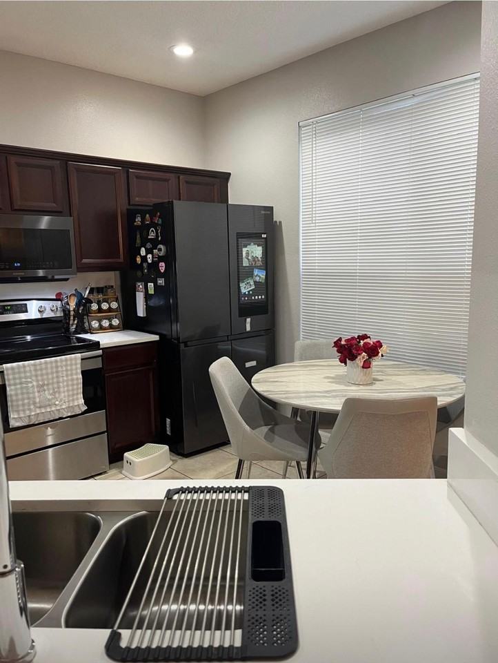6424 S Goldenrod Rd #B - Photo 5 of 33