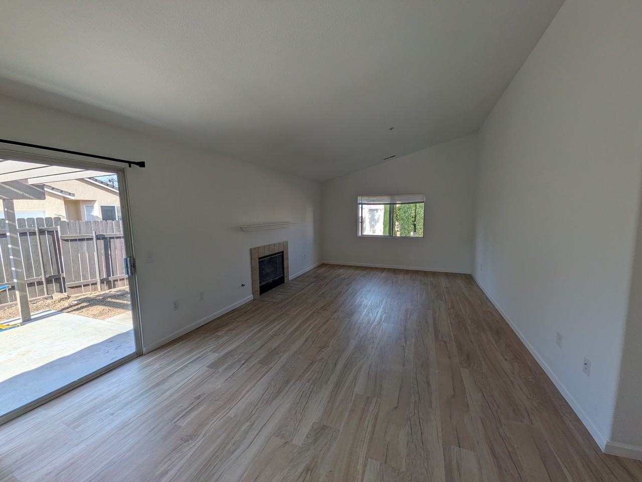 583 Hildale Cir #NA - Photo 3 of 35