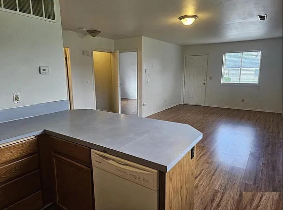 2803 College Ave #A - Photo 3 of 9