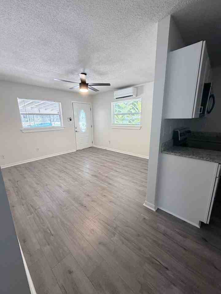 1618 Haven Dr #A - Photo 3 of 13