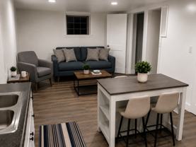 5035 W Henderson St #B - Photo 1 of 1