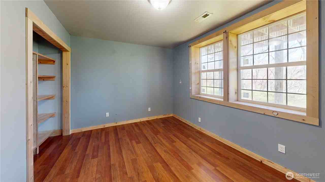 1803 Juniper St #NA - Photo 2 of 20