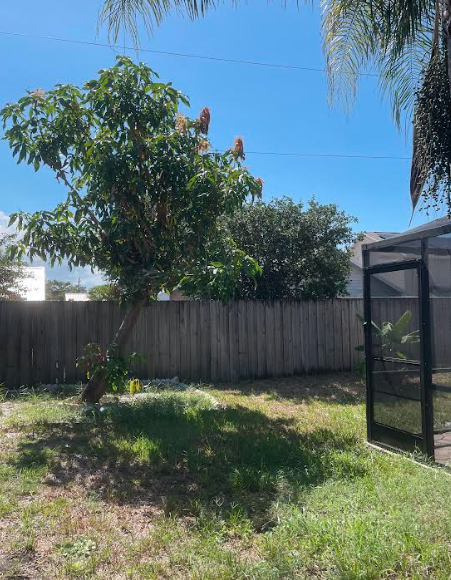 5907 Se Pine Dr #NA - Photo 4 of 36