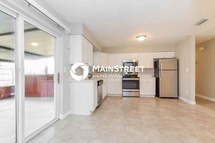 4228 April St N - Photo 6 of 16