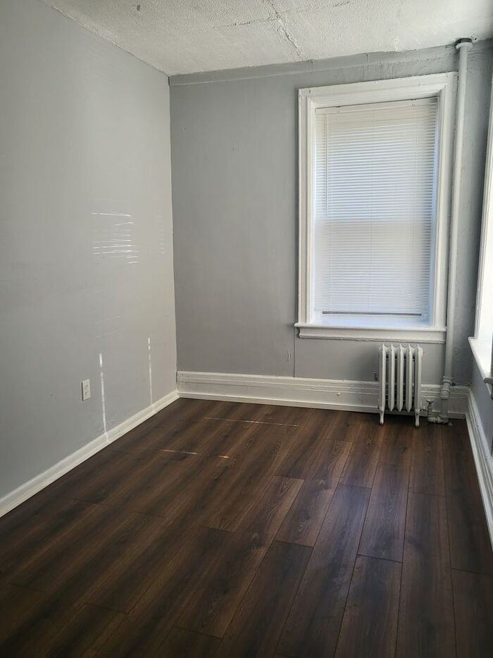 1163 E State St #9 - Photo 7 of 30