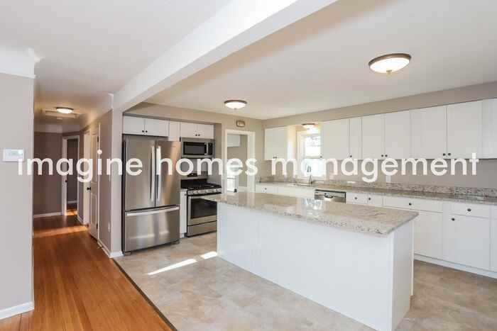 2541 Dale Ave - Photo 6 of 15