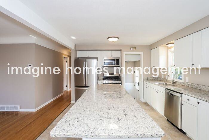2541 Dale Ave - Photo 7 of 15
