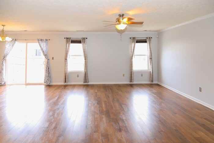 5906 Accent Dr - Photo 3 of 16