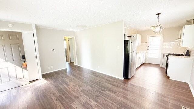 2122 Randall Rd - Photo 5 of 12