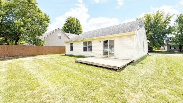 720 Rose Ln - Photo 2 of 13