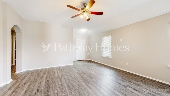 206 Gallop Ct - Photo 3 of 22
