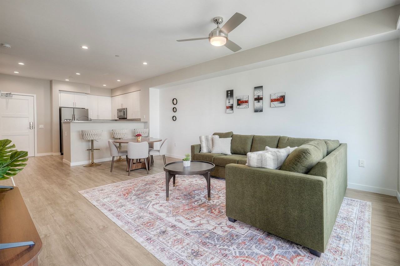 355 N Cleveland St #307 - Photo 7 of 25