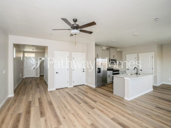 9421 Yampa St - Photo 4 of 14