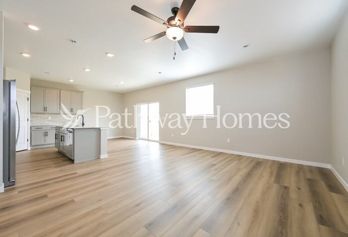 17852 E 94th Pl - Photo 2 of 11